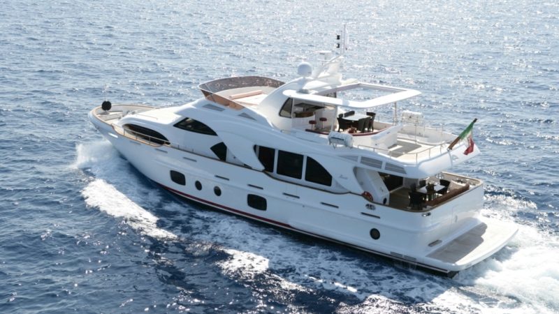 Benetti 85