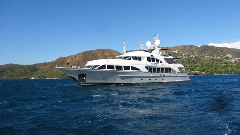 Benetti 120